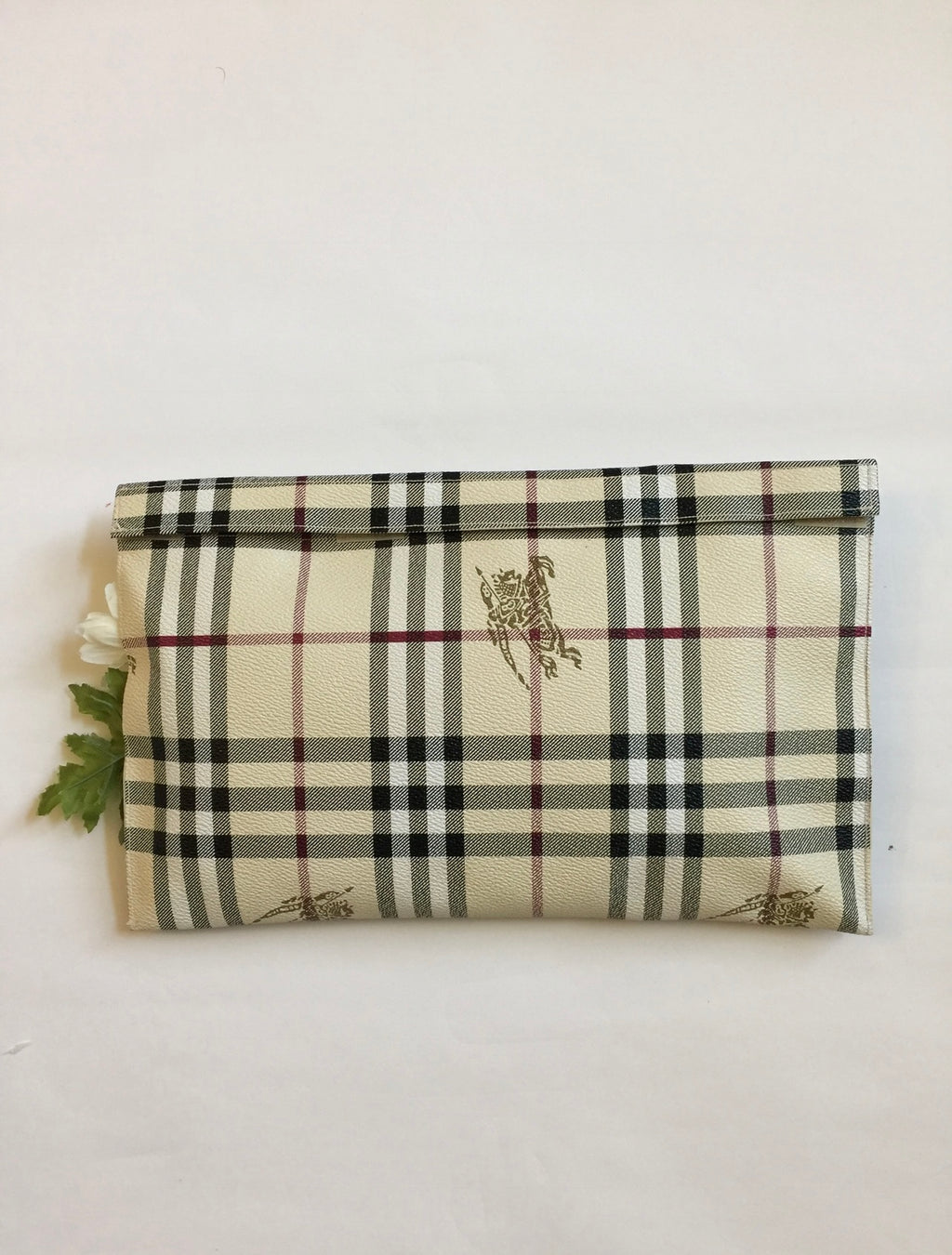 Handcrafted Durable Vinyl Refillable Tissue Pouch with Floral Accent – Stylish Holder for Car, Home, or Office (Cross-Patterned|Brown-Cream)